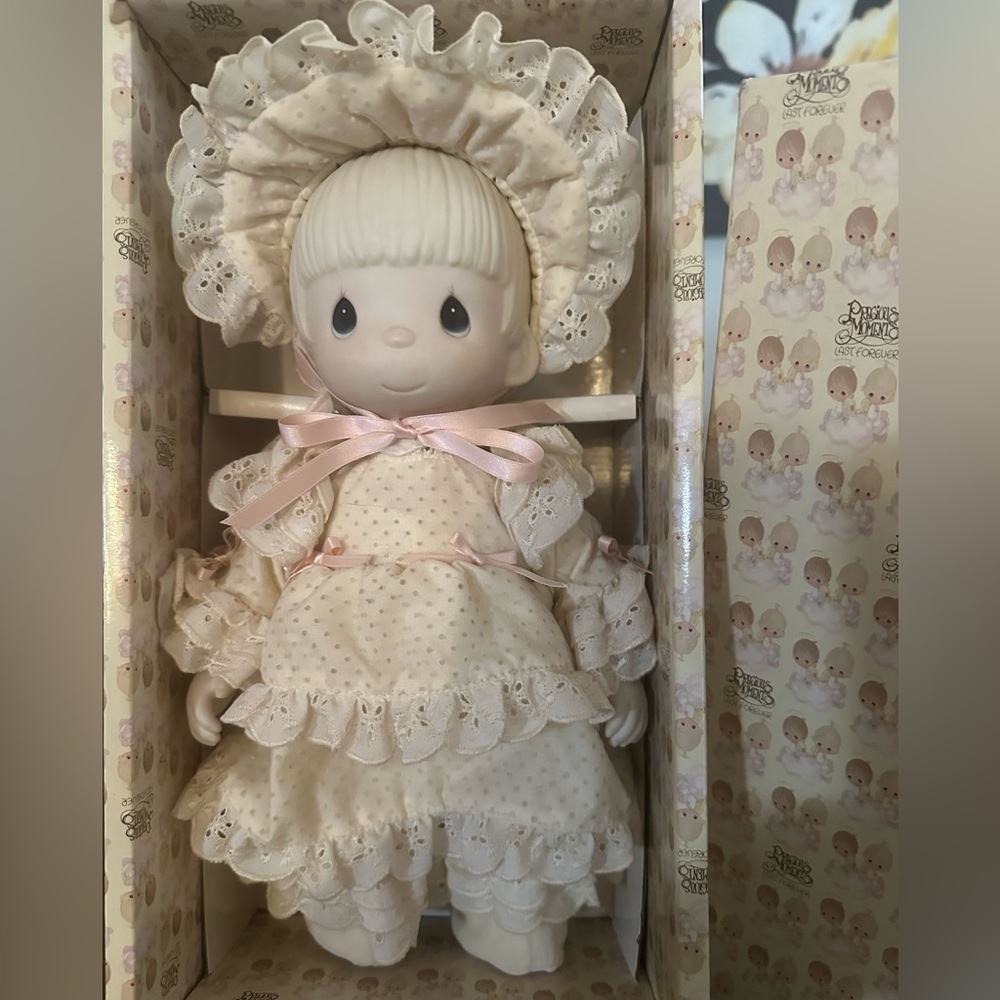Jonathon & David Precious Moments Doll - Picture 2 of 2
